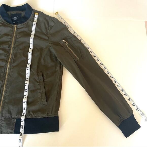 Zara Basic Green Lightweight Zipper Jacket Medium Spring - Picture 8 of 9